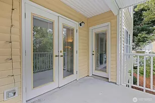 2560 118th Ave SE, Bellevue, WA 98005 - Photo 18