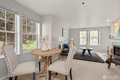 2560 118th Avenue SE #3-201, Bellevue, WA 98005 - Photo 8