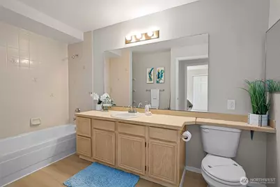 2560 118th Avenue SE #3-201, Bellevue, WA 98005 - Photo 24