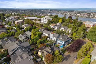 360 Howe St, Seattle, WA 98109 - Photo 40