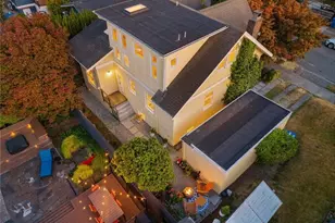 360 Howe St, Seattle, WA 98109 - Photo 38
