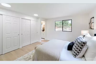 9420 7th Avenue SW, Seattle, WA 98106 - Photo 12