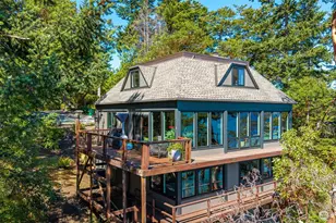 13887 Polaris Point Ln, Anacortes, WA 98221 - Photo 2