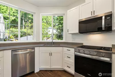 1957 Lake Whatcom Boulevard #9B, Bellingham, WA 98229 - Photo 10