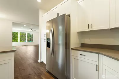 1957 Lake Whatcom Boulevard #9B, Bellingham, WA 98229 - Photo 12