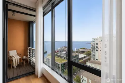2716 Elliott Avenue #1204, Seattle, WA 98121 - Photo 8