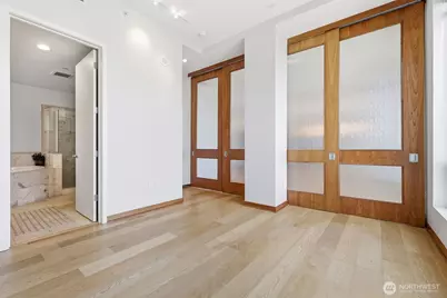 2716 Elliott Avenue #1204, Seattle, WA 98121 - Photo 12