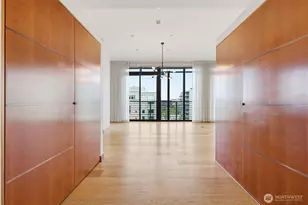 2716 Elliott Ave, Seattle, WA 98121 - Photo 6