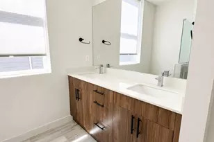 800 23rd Ave S, Seattle, WA 98144 - Photo 12