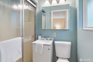 18416 16th Ave NE, Shoreline, WA 98155 - Photo 12