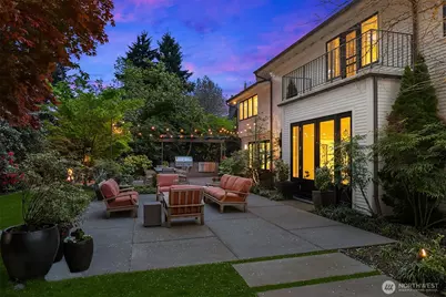 2017 Parkside Drive E, Seattle, WA 98112 - Photo 36
