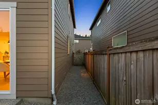 12317 23rd Dr SE, Everett, WA 98208 - Photo 32
