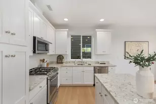 12317 23rd Dr SE, Everett, WA 98208 - Photo 14