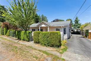 8528 S 121st St, Seattle, WA 98178 - Photo 1