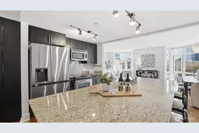 699 John Street #420, Seattle, WA 98109 - Photo 2