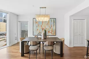 699 John St, Seattle, WA 98109 - Photo 12