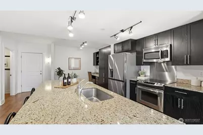 699 John Street #420, Seattle, WA 98109 - Photo 4