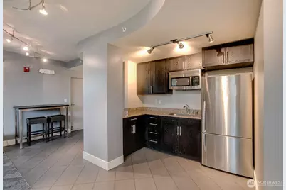 699 John Street #420, Seattle, WA 98109 - Photo 32