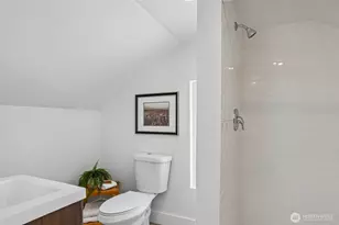 4323 15th Ave S, Seattle, WA 98108 - Photo 16