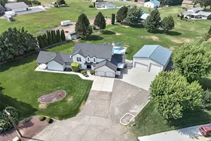 3803 Alder Lake Ct, West Richland, WA 99353 - Photo 2