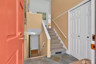 509 NW 178th Pl, Shoreline, WA 98177 - Photo 2