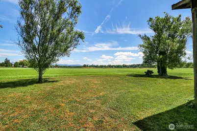 320 Pioneer Highway E, Arlington, WA 98223 - Photo 14