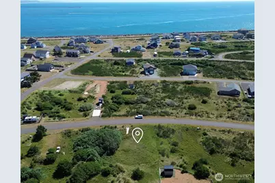 438 S Portal Loop SW, Ocean Shores, WA 98569 - Photo 4