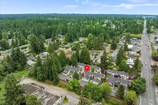 7823 196th St SW, Edmonds, WA 98026 - Photo 32