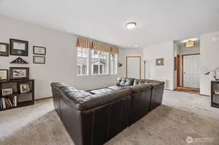 1693 Burnside Pl, DuPont, WA 98327 - Photo 4