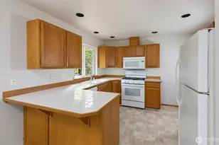 2343 Steamboat Loop E, Port Orchard, WA 98366 - Photo 14