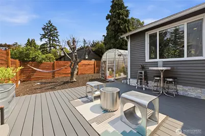 470 Grandey Way NE, Renton, WA 98057 - Photo 32