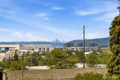 470 Grandey Way NE, Renton, WA 98057 - Photo 38