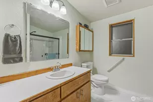 333 Franklin Pl, Longview, WA 98632 - Photo 16