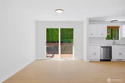 2719 NE 4th Court, Renton, WA 98056 - Photo 12