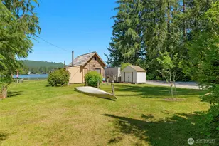 32893 S Shore Dr, Mount Vernon, WA 98274 - Photo 12