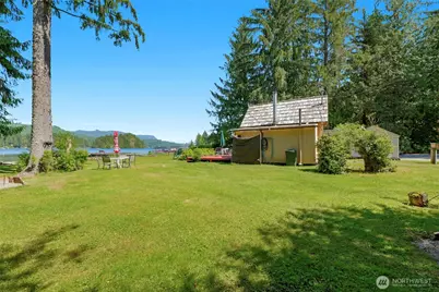 32893 S Shore Drive, Mount Vernon, WA 98274 - Photo 14