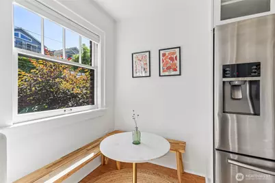 2634 Franklin Avenue E #304, Seattle, WA 98102 - Photo 8