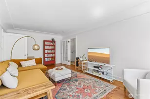 2634 Franklin Ave E, Seattle, WA 98102 - Photo 4