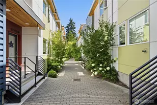12516 15th Ave NE, Seattle, WA 98125 - Photo 2