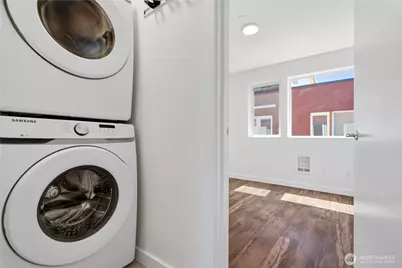 12516 15th Avenue NE #A, Seattle, WA 98125 - Photo 12