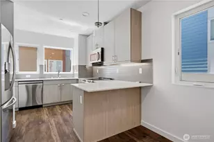 12516 15th Ave NE, Seattle, WA 98125 - Photo 6