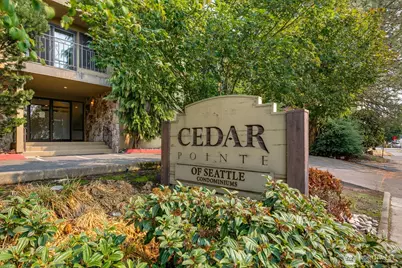 750 N 143rd Street #310, Seattle, WA 98133 - Photo 1