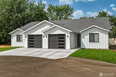 1037 SE Date Avenue #2, College Place, WA 99324 - Photo 2