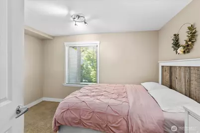 8503 Bowdoin Way #204, Edmonds, WA 98026 - Photo 10
