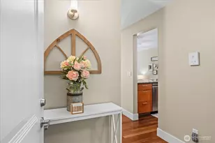 8503 Bowdoin Way, Edmonds, WA 98026 - Photo 4