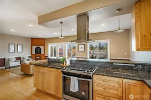 4410 Glasgow Way, Anacortes, WA 98221 - Photo 8