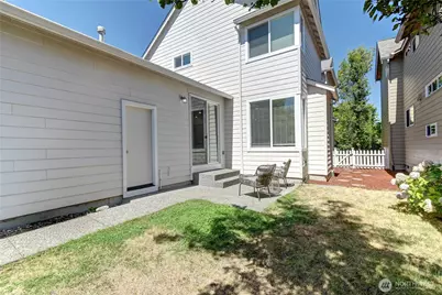 19003 NE 68th Street, Redmond, WA 98052 - Photo 36