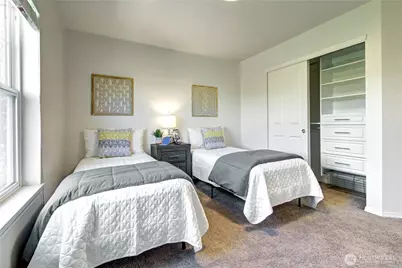 19003 NE 68th Street, Redmond, WA 98052 - Photo 32