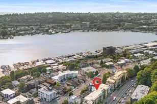 655 W Crockett St, Seattle, WA 98109 - Photo 6