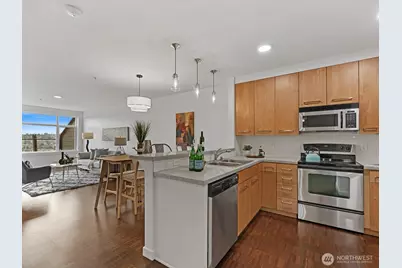 655 W Crockett Street #A202, Seattle, WA 98109 - Photo 12